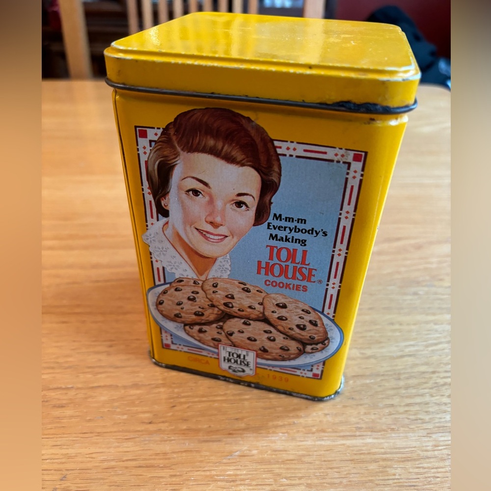 Nestle Toll House Cookie Collector Tin